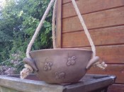 Závěsný květináček - včelky